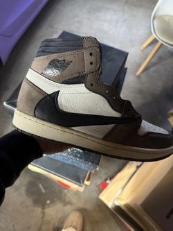 Air Jordan 1 Travis Scott