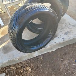 Tires MICHELIN CROSS CLIMATE 17 INCHES