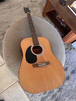 Acoustic Dreadnought Guitar Natural Finish
