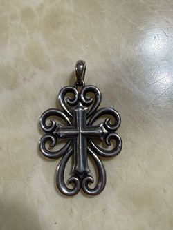 James Avery retired cross
