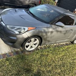2012 Hyundai Veloster 3D 2.0L