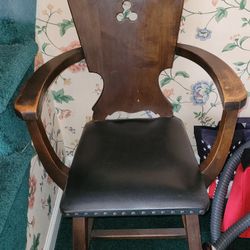 Antique Breakfast Chair 