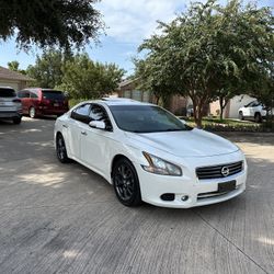 2014 Nissan Maxima