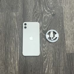 iPhone 11 White UNLOCKED FOR ALL CARRIERS!