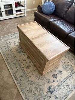 Chest storage coffee table