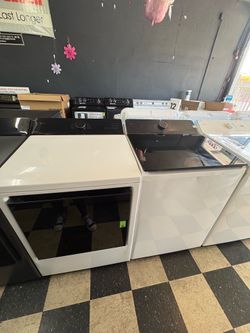 LG Topload Washer and Dryer Set in White 💀