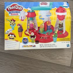 Play-Doh Ice cream Maker 
