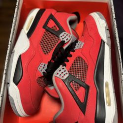 Jordan 4 Toro Size 10.5