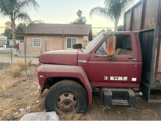1983 Ford F-600