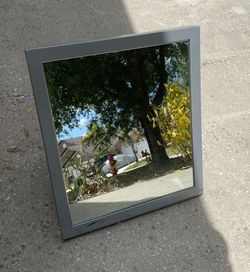 Floor Shoe Mirror 22” x 18” Easel Floor Mirror
