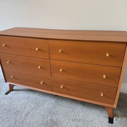 6-Drawer Dresser