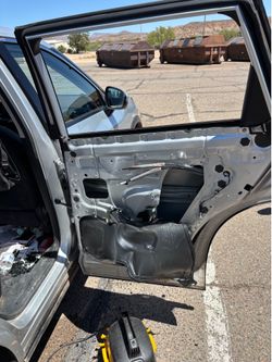 Car door regulator