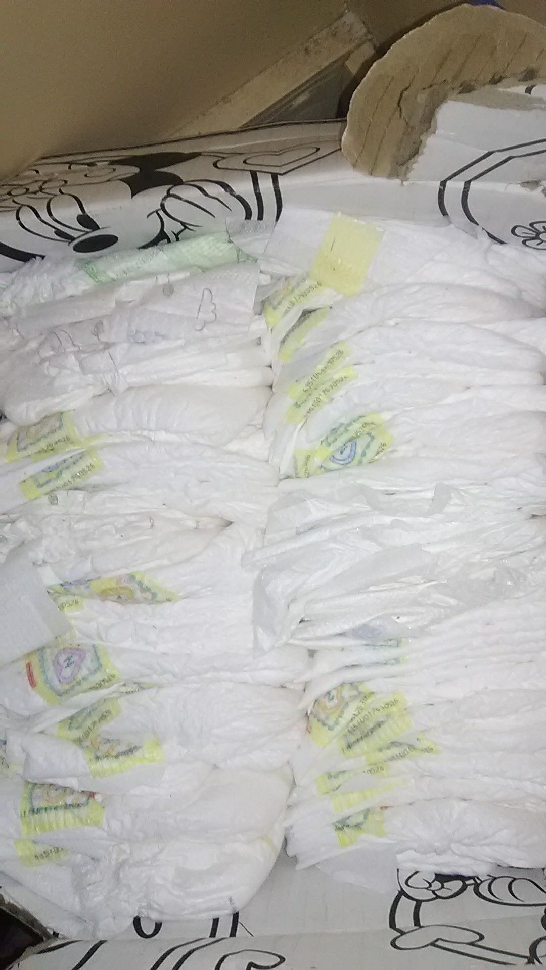 135 Huggies newborn diapers for $45