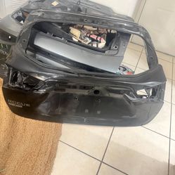 2020 Nissan Rogue  Sport Trunk