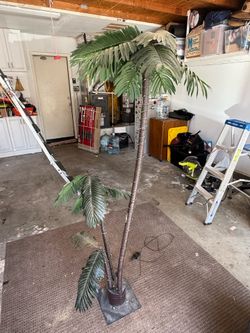 Large Artificial light-up Palm Tree Indoor Decor