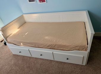 IKEA Hemnes Daybed (White)