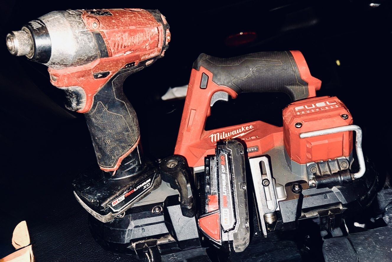 Milwaukee Fuel Tools And Batteries