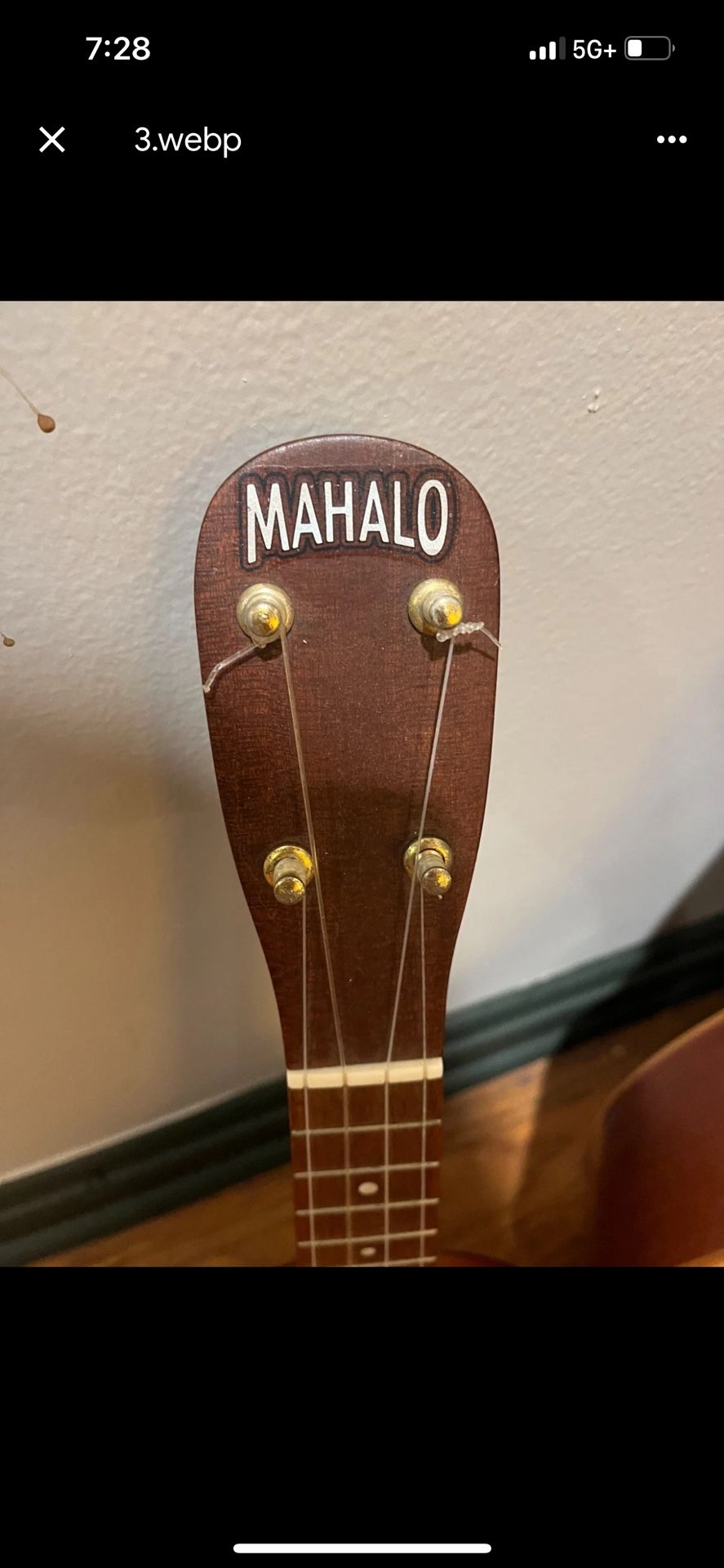 Authentic Mahalo Banjo Ukulele (Banjolele)