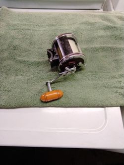 Penn 3/0 TUNA SPECIAL NEWELL OUT