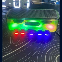 Very Good RGB Speaker With Keyboard Switches