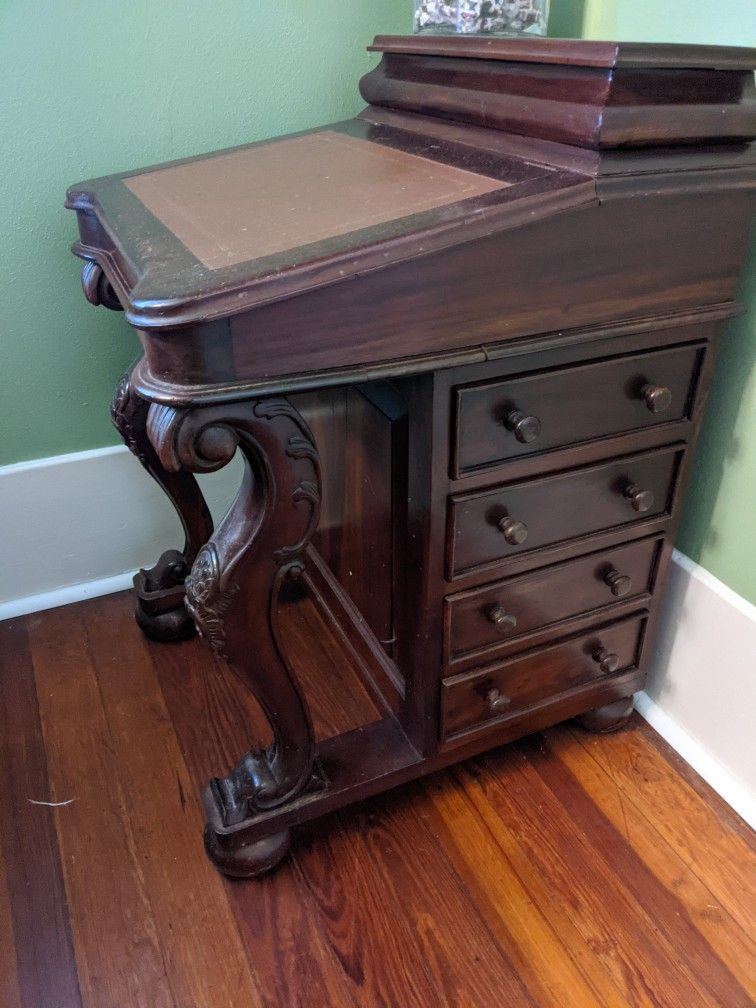 Captains Desk