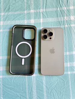 iPhone 15 Pro Max Unlocked