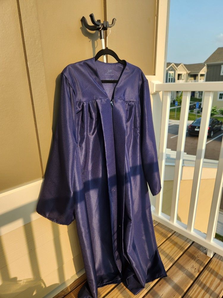 Jostens Navy Graduation Gown 5'7-5'9