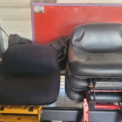 ((READ AD))(($60 EACH))((SEAT troybilt/cubcadet/bolens/yardmachine)) Riding Mower 