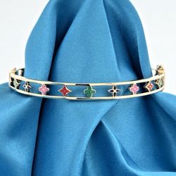 Beautiful 14k Solid Yellow Gold Luxury Inspired  Bangle Bracelet 9.8GR 6mm