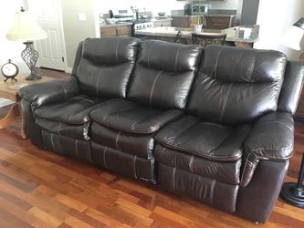 Recliner SOFA and LOVESEAT plus 2 end tables