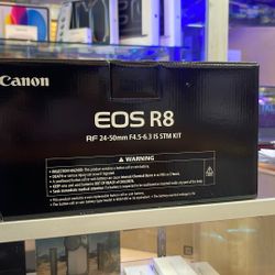 Canon R8 Kit 