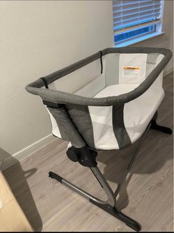 Baby Bassinet with Adjustable Stand