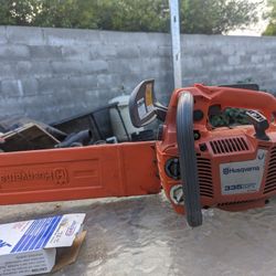 Chainsaw looks good and works 💯