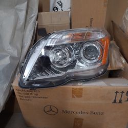 10-12 Mercedes  GLK 350 Left Side Headlight