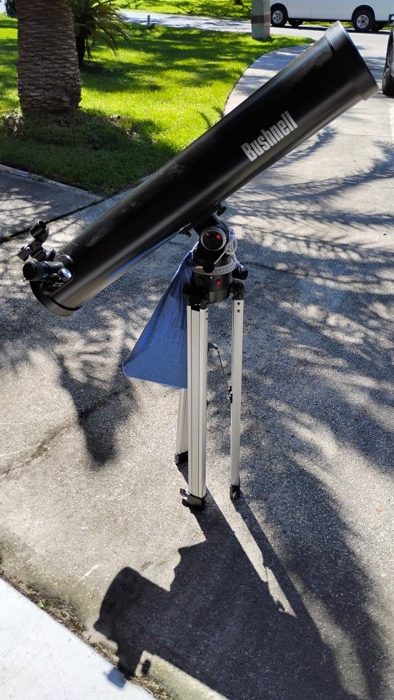 Bushnell Telescope, Nearly New, Sold https://offerup.com/redirect/?o=QXMuSXM=, Moving Sale