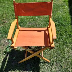 Low Profile Directors Chair With Orange Color Seating