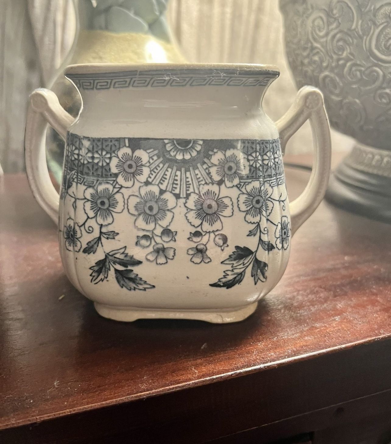 🎨 Antique Foley Staffordshire Sugar Pot (c.1890s) Owned & Repaired by Artist Sarah Truax ~ Friend & Peer of Charles Reiffel (“America’s Van Gogh”) 