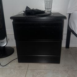 Matching Dresser/bedside Table