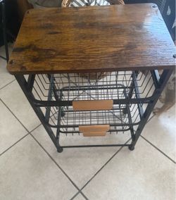 3 Shelf table