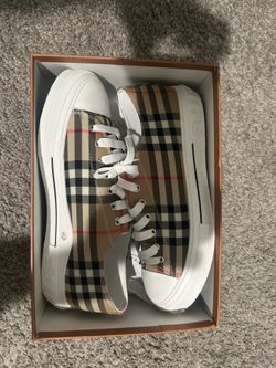 Burberry sneakers size 9