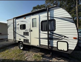 2016 Salem bunkhouse Travel Trailer 22 Feet Long