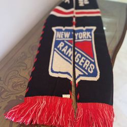 PRICE DROP: HOCKEY AFICIONADOS! NY RANGERS Colorful Scarf