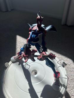 Limited Edition SpiderPunk SideShow