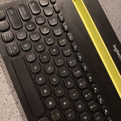 Logitech Bluetooth Keyboard (3 Devices)