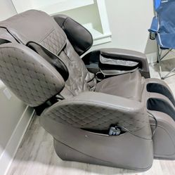 Automated Massage Chair And Bluetooth 