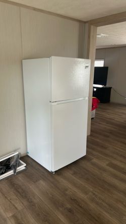 Refrigerator brand new