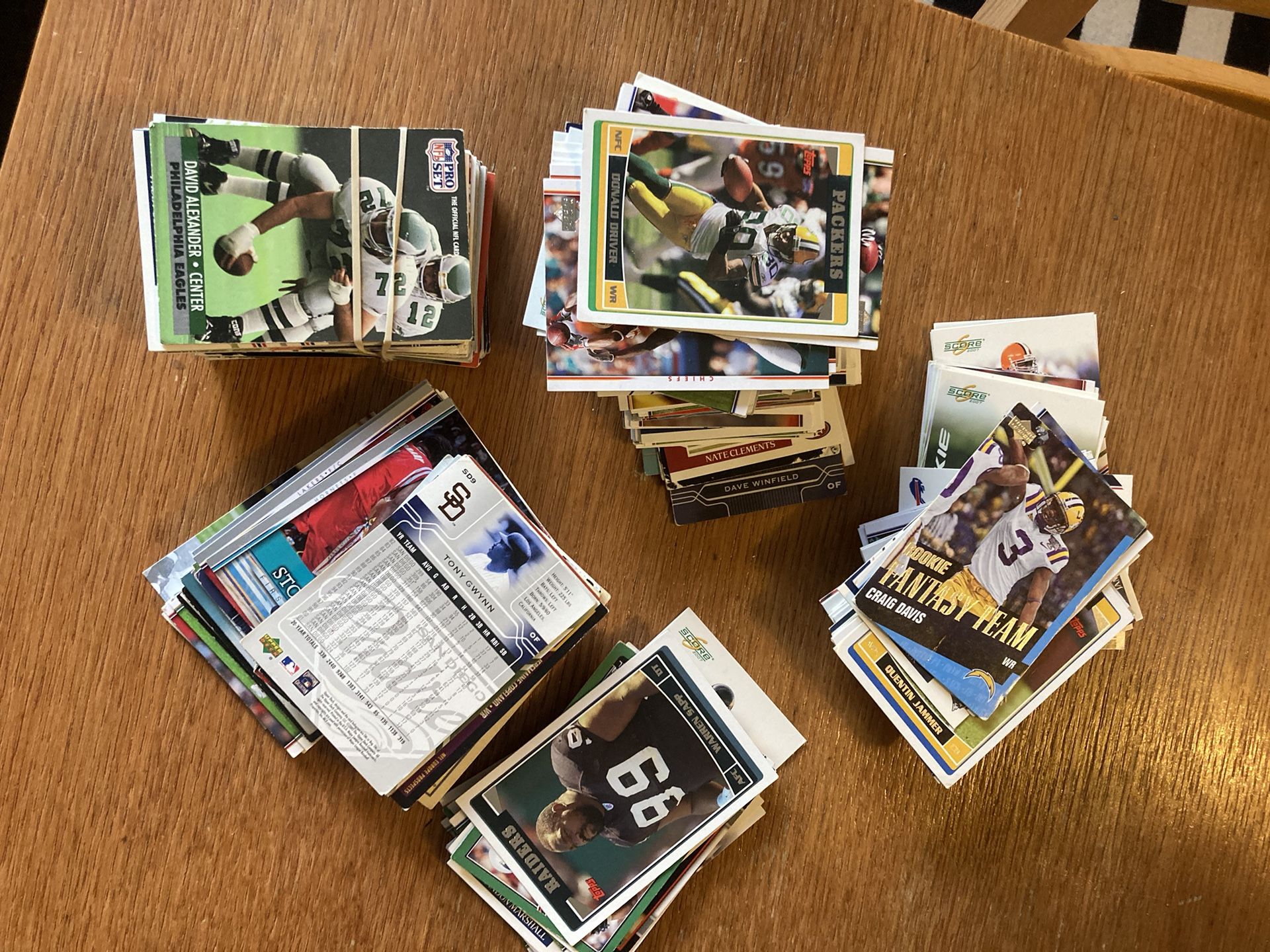 Football & Baseball Cards Lot 200+