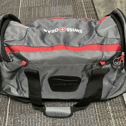 Swiss Gear Duffle Carry On Travel Bag/ Gray