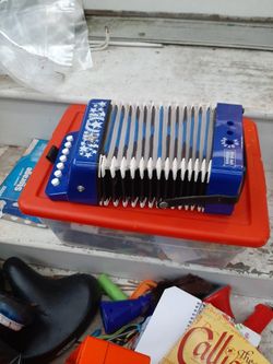 Child's accordion