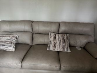 Lazy Boy Miles Leather Sofa / It's Available